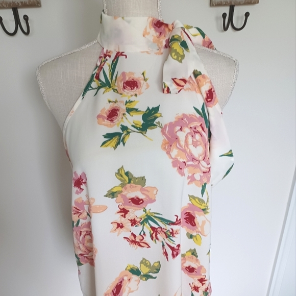 Amoli Floral Print Halter Blouse Size M - Picture 11 of 12